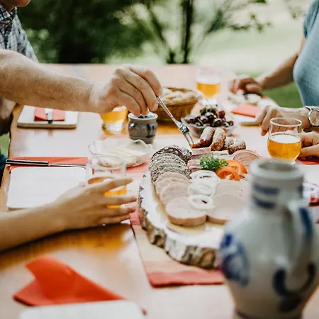 Schlossberghof Schnellingen *